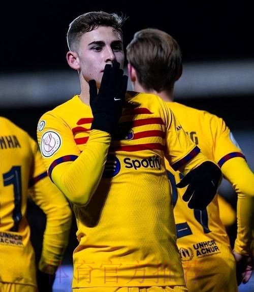 热身赛-拉菲尼亚劲爆世界波莱万首秀 巴萨1-0皇马